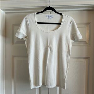 Liz Claiborne White Short-Sleeved Top
